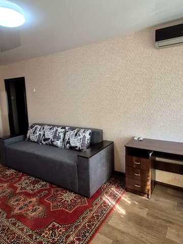 продаж 1 к. квартири 15 м-рн Хортицький р-н