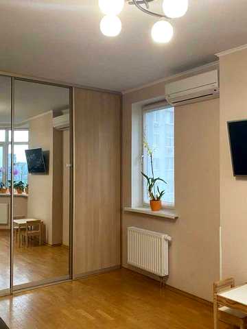 ПРОДАЖ  1к ремонт меблі техніка 7 поверх 44,4 кв м ГЕНЕРАТОР Феодосійська 3В ГОЛОСІЇВ р-н
