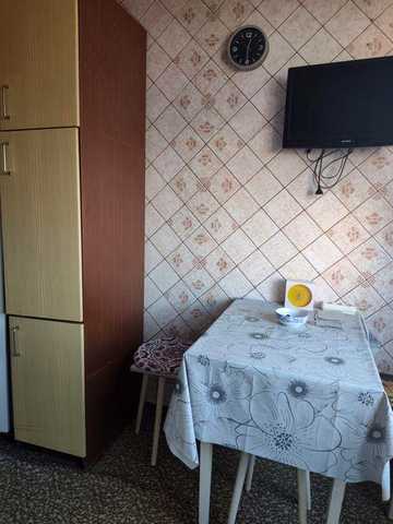 Сдам 2х комн кВ на Алексеевке,!
