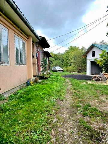 продаж 4х-кімнатної квартири в ст. Долині