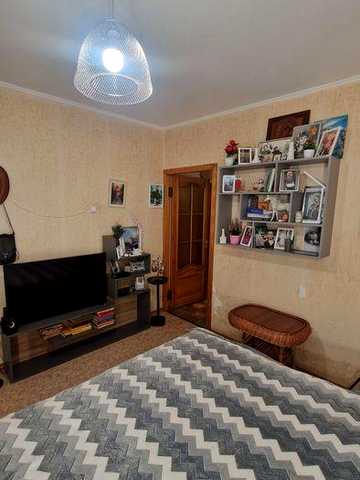 2кім.кв 50м ² з автономним газовим опаленням Парус