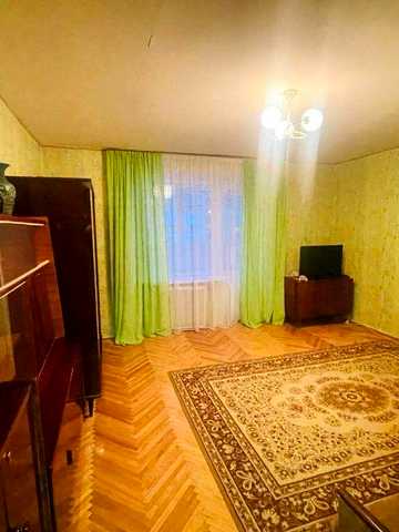 Оренда 1 кім.квартири вул. Машинобудівна 8,  газ 4 поверх Шулявка Метро