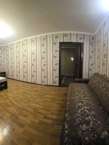 Оренда двокімнатної квартири Інгульський район пр Богоявленський зупинка Театральна відмінний стан перший поверх велика лоджія