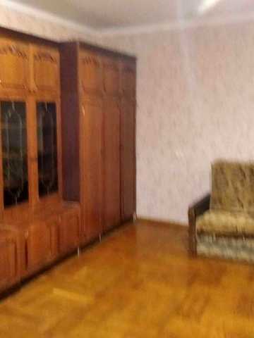 Здам 1 кімн кв в центрі Бучи! Є балкон, газова плита.