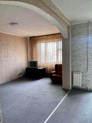 Продається 6-ти кім квартира б-р Вечірній, вул.Балакіна