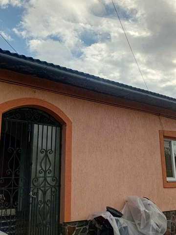 Продам будинок 176м.кв. з усьома зручностями.