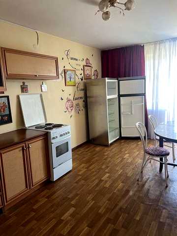 Сдам 2 х комн кв 2/6 улица Барабашова 30/1