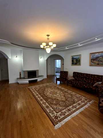 Оренда Будинка 150 м²