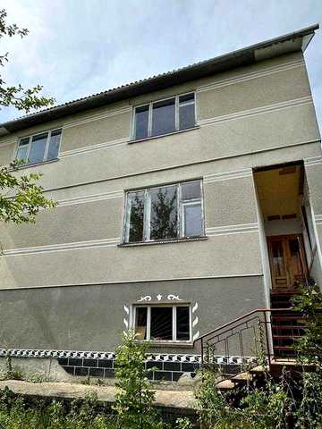 Продам будинок 200 м², 15 соток, 2 гаражі, Креховичі