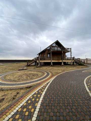Оренда будинку в Бартатові — просторий заміський будинок із сауною та великою територією