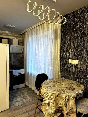 Сдам 1 кім квартиру на Дмитра Луценка