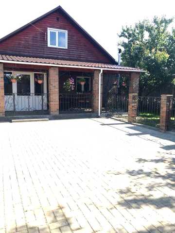 Продаж житлового будинку