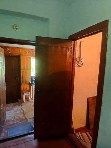 Здам пів будинку