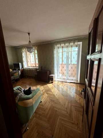 Сдам 1 ком кв.м Студенческая,3/9,7000 грн