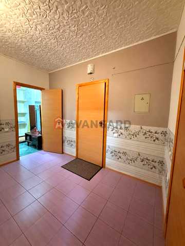 Лазаряна вул., 22, Соборний, Дніпро, Дніпропетровська 350 USD