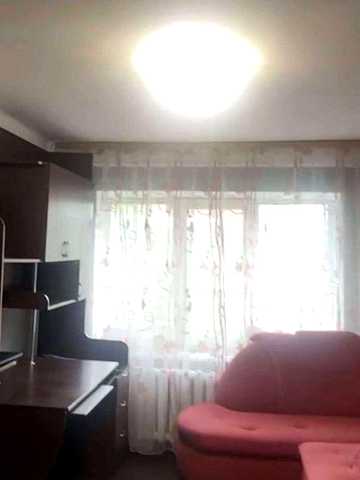 Продам 2к. квартиру вул. Миропільська 17