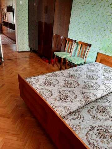 2кімнатна квартира осокорки біля ПІРАМІДИ пр бажана 24