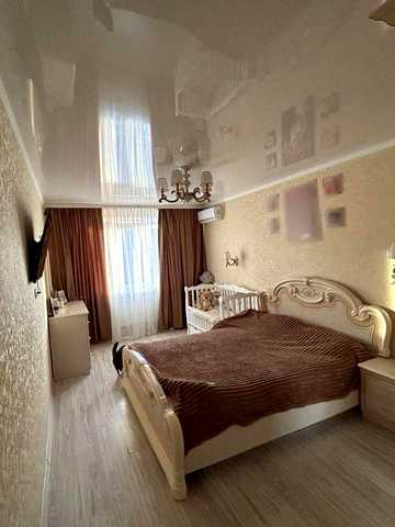 Продам 2-кімнатну квартиру з ремонтом у 119 районі