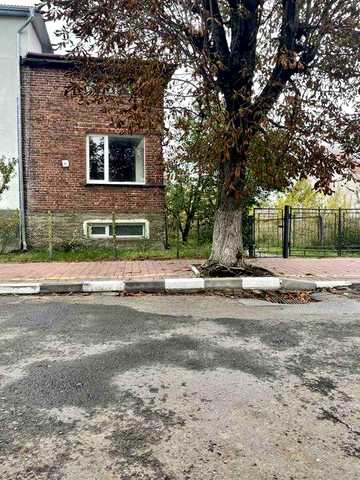 Продаж  1/4 будинку