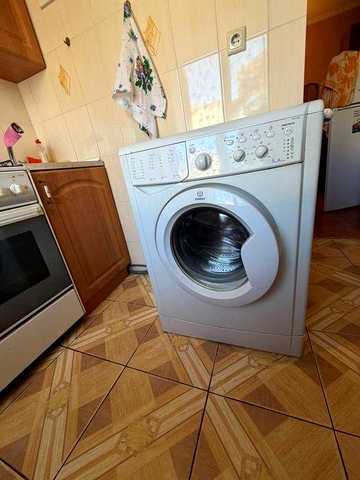 Оренда 3-кімнатної квартири, Берегова, 3 поверх, автономне опалення, газ