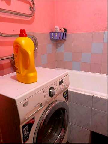 Оренда 2к.квартири дві зупинки від ринку Урожай