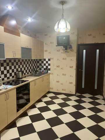 Здам в оренду  1-кім.квартиру  м.Шулявська, вул.В.Гетьмана,1Б