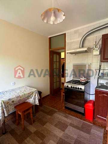 Продам 3к квартира 1й этаж Победа 54 500$