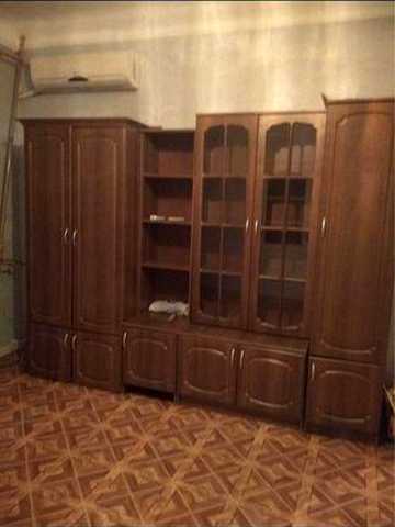 3-х кімнатна сталінка на Соборності( 2 дитяча лікарня), гарний варіант для працівників у відрядженні.