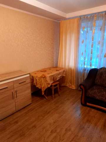 Здвм 1 кім Дарницька площа,вул.Празька 3