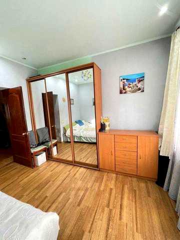 93841 Продам 2-комнатную квартиру на Холодной горе, Новоселовка