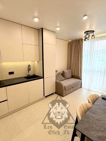 Оренда СУЧАСНОЇ кв. 48m² ЖК "МІСТЕЧКО ПІДЗАМЧЕ - БРАМА" вул. Б. Хмельницького. РЕЗЕРВНЕ ЖИВЛЕННЯ. До центру 25 хв пішки