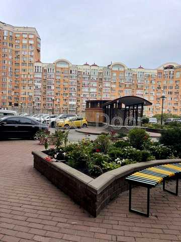 Оренда 3-кімнатної квартири, 80 м², ЖК «Оазис», Київ, 6/9 поверх, загальна площа 122 м²