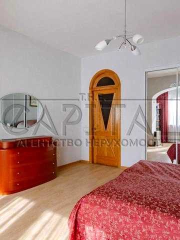 продаж 3 кімнатної квартири, ГАРАЖ,  Шулявка