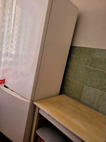 Оренда 1 км.кв.тільки 1 особу вул.Довженка,меблі,техніка.Вільно