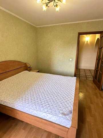 4к.кв.,ул. Иг.Бедзая,новый дом 2002г-75000$