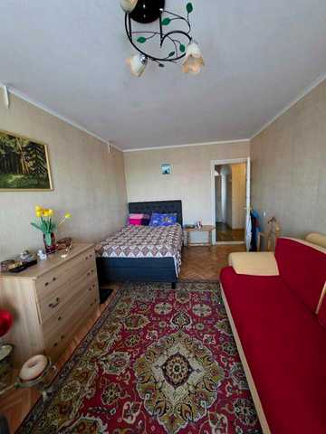 Сдам 1 квартиру,6 слобіцька,8/9, 40 кв.