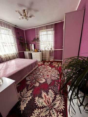 Здам в оренду  будинок у Славуті(3кімнати)