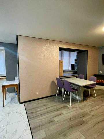 Продам 3-кімнатну квартиру 67 м², вул. Валерія Гудзя, 18 (Степана Бандери). Бориспіль.