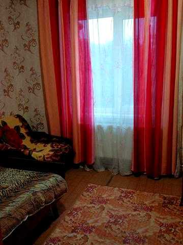 Продаж 3-кімнатної квартири в центрі Калинівки (63 м²)