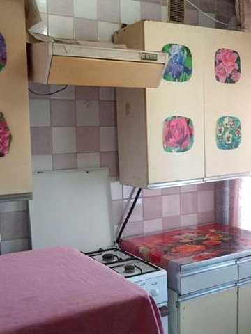 Сдам  2 кв ХТЗ  р- н 25 -больницы.7000 гр. военные +.