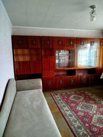 Сдам 1 комнатную квартиру на  по. Науки ( Полигонной)
