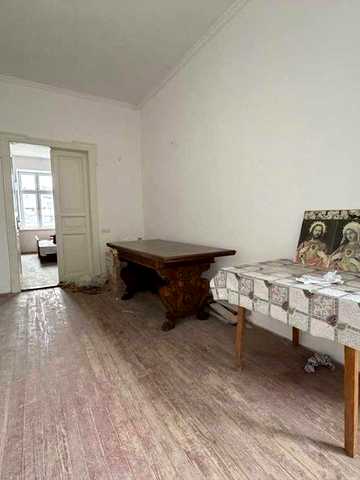 Продаж 2х кімнатної квартири в центрі міста Стрия