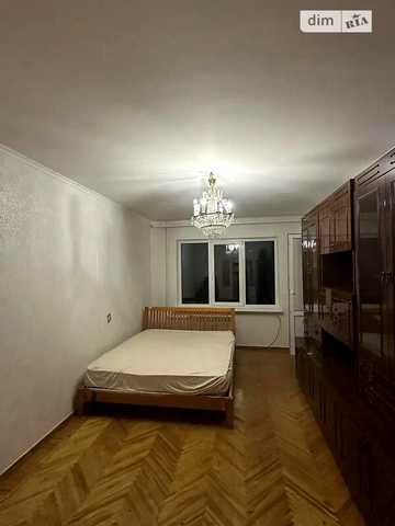 Продаж 3к Квартира Незалежності (Ленінського батальйону/Армійська) вулиця