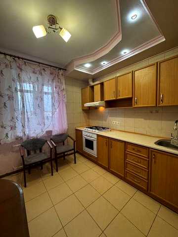 Аренда 1 ком кв , в Центрально Горлдском р-не ( ул Кривбассовская)