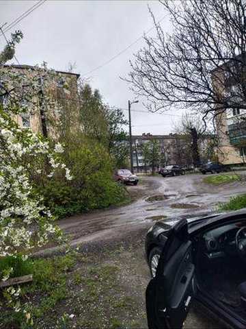 Сдам пів будинку