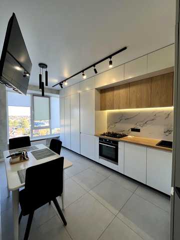 None 86000 USD