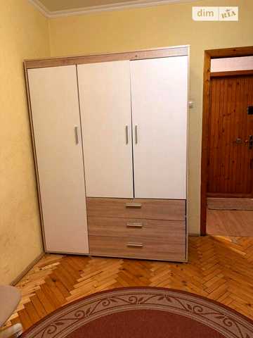 Довгострокова оренда 1к Квартира Хмельницького Богдана вулиця