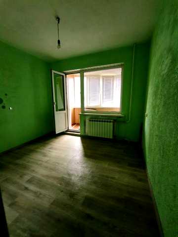 Продам 2кім.квартиру Леваневського
