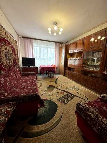 Продам 3 комн квартиру Парус, Комунар