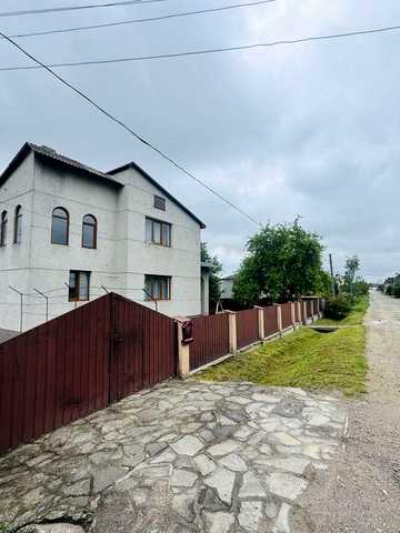 Новий будинок зі всіма зручностями ШУМСЬК